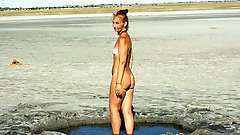 Elton&rsquo;s therapeutic bath in the salt lake mud