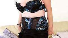 Mature milfs and gilfs from OlderWomanFun