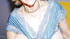 Old and young sex with an insatiable woman who gives him everything