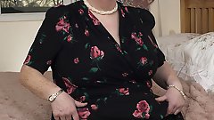 British granny playing with her voluptous body
